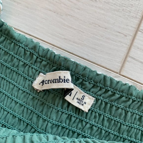 Green and white Abercrombie summer dress - Picture 2 of 2